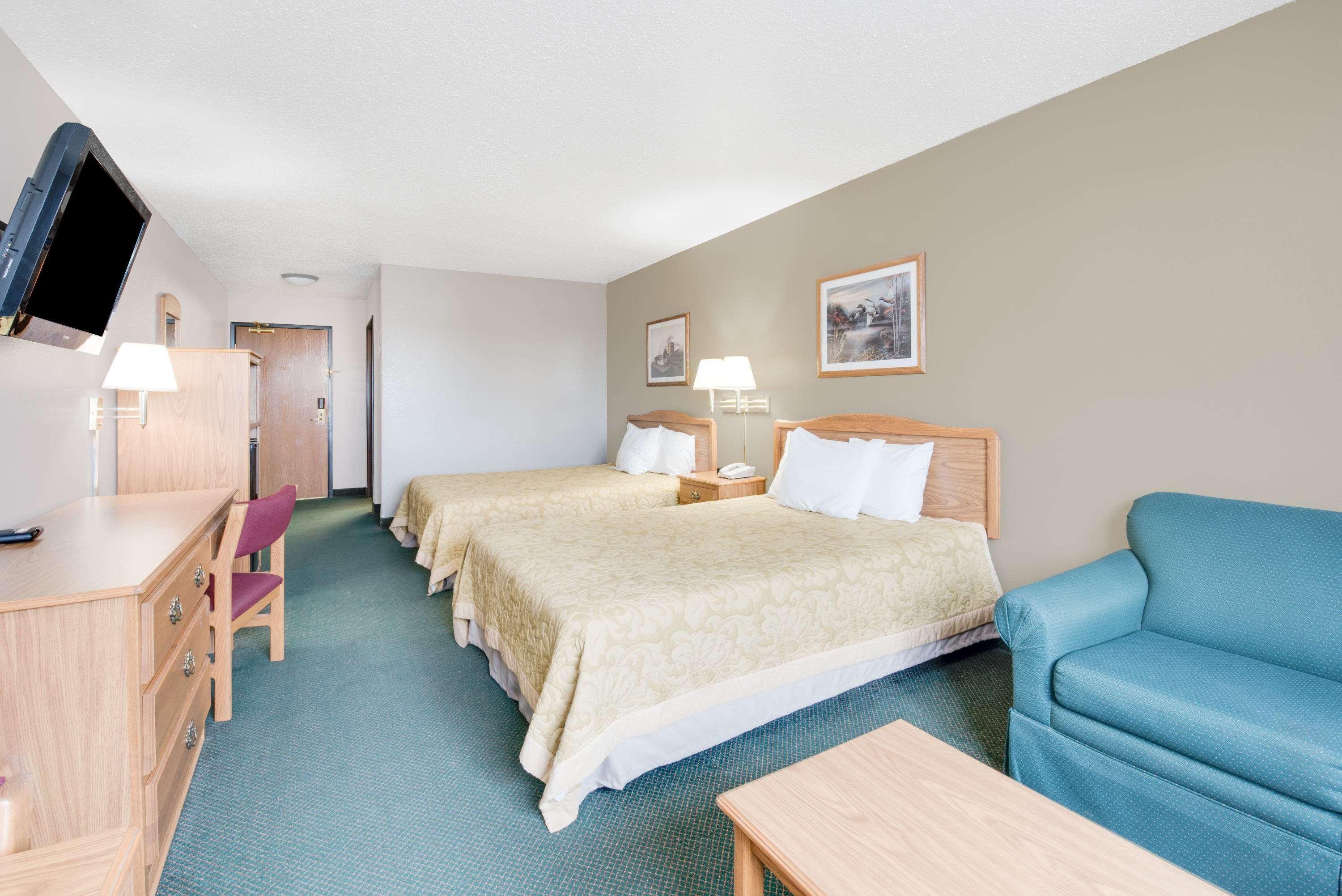 Motel Super 8 By Wyndham Sisseton Exterior foto